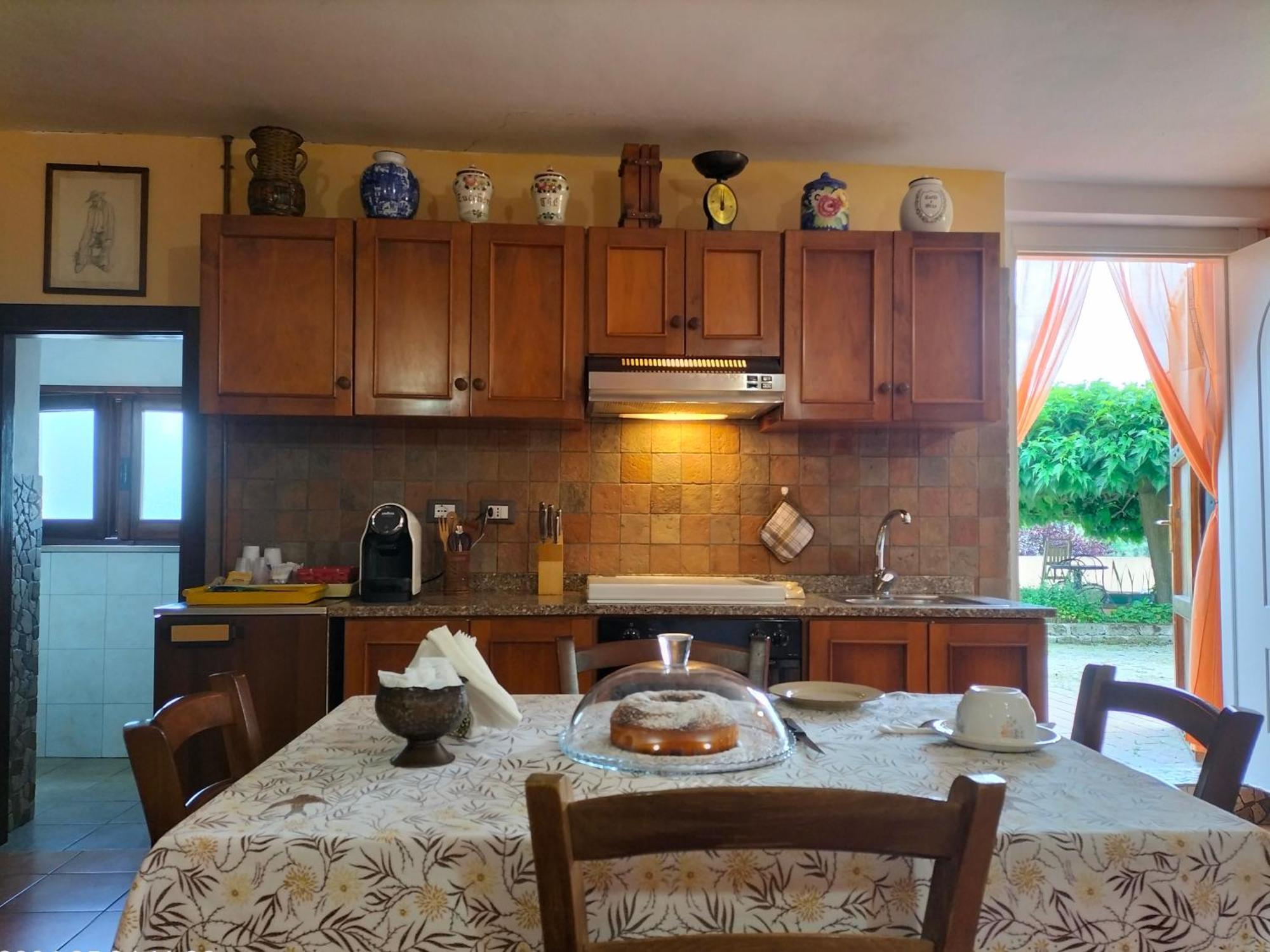 Il Cantinoccio B&B 세라솔로 외부 사진